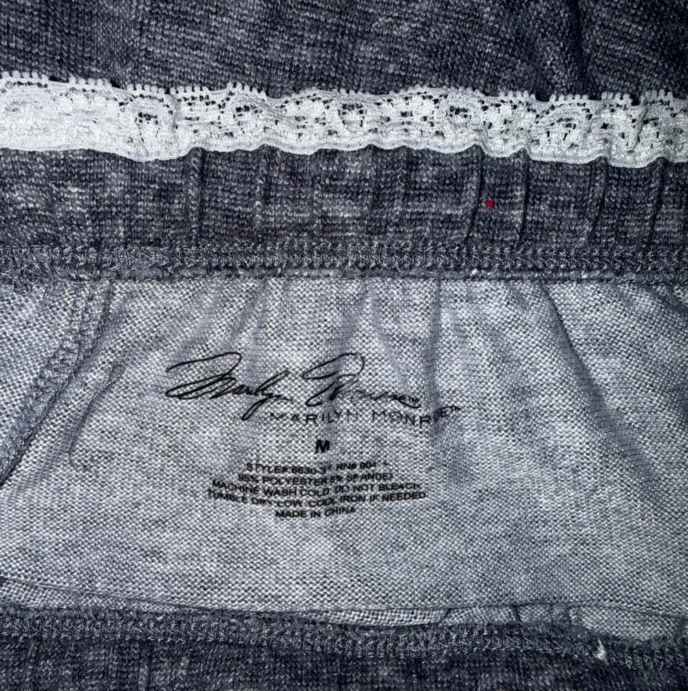 Marilyn Monroe Women's Charcoal Grey Heathered Sleep Shorts with Lace Trim - Picture 2 of 2